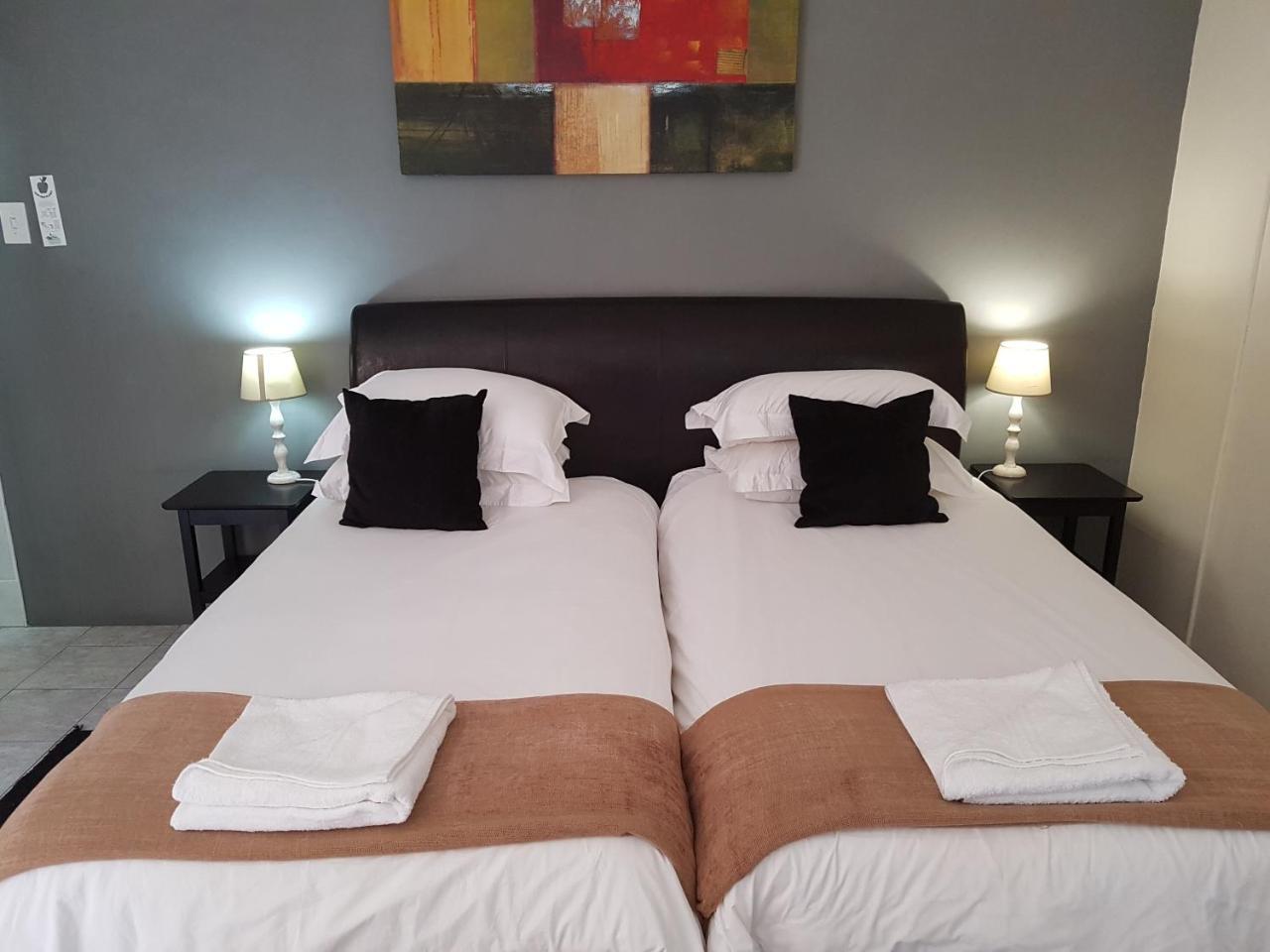 Knysna Herons Guest House Buitenkant foto