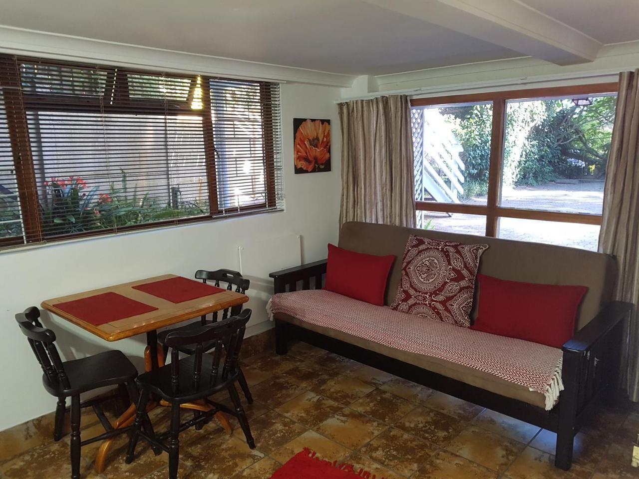 Knysna Herons Guest House Buitenkant foto