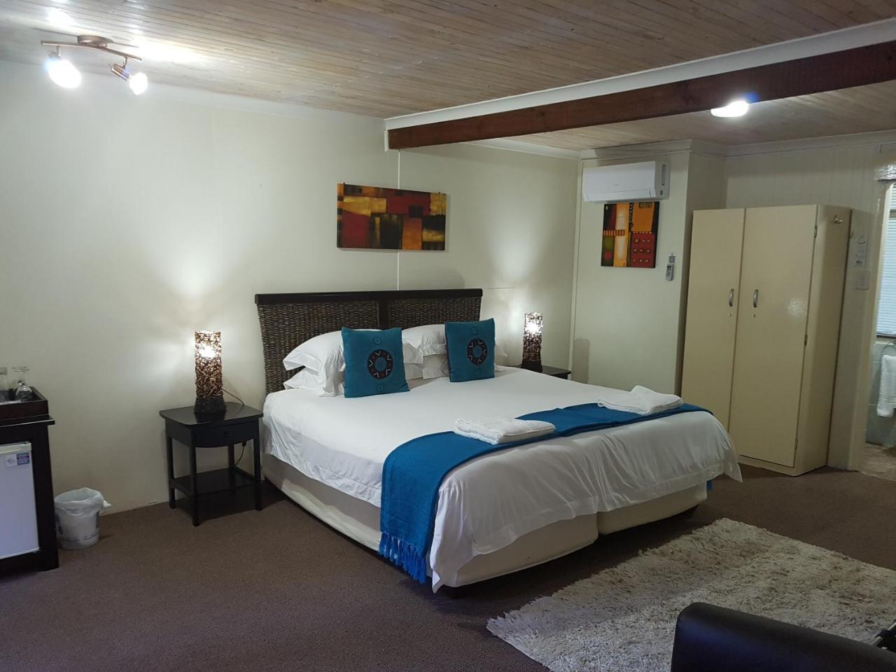 Knysna Herons Guest House Buitenkant foto