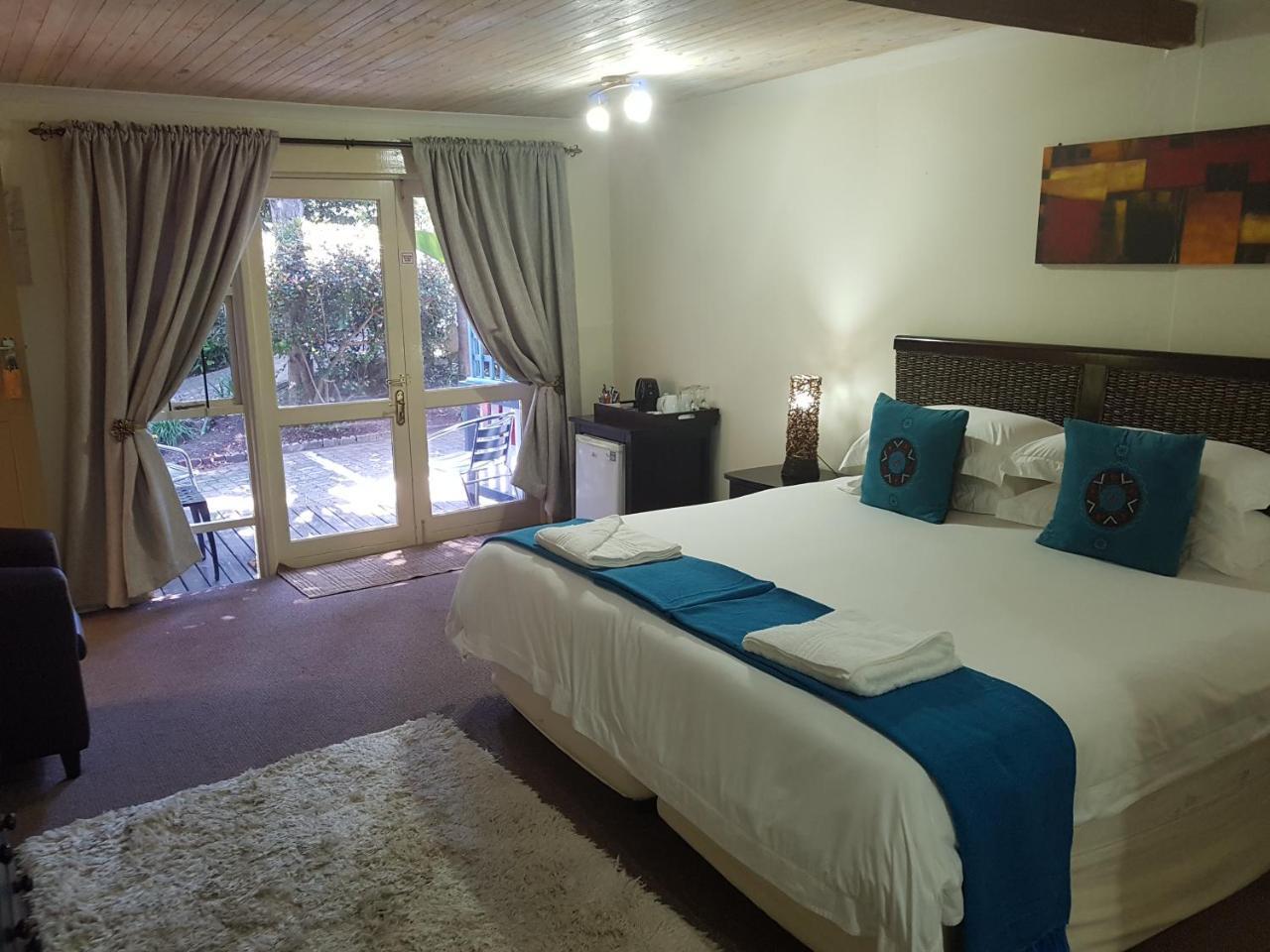 Knysna Herons Guest House Buitenkant foto