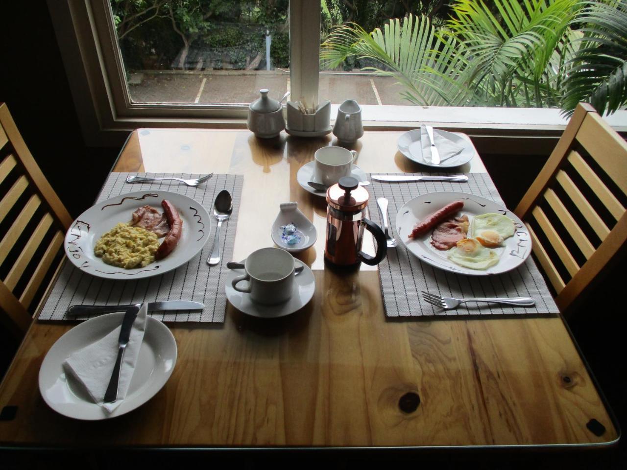 Knysna Herons Guest House Buitenkant foto