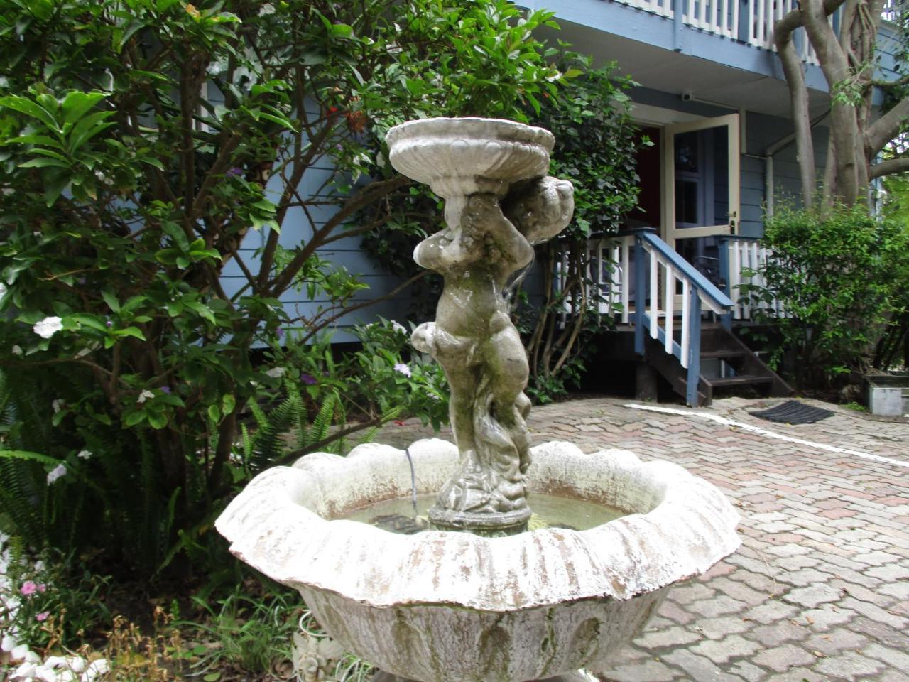 Knysna Herons Guest House Buitenkant foto