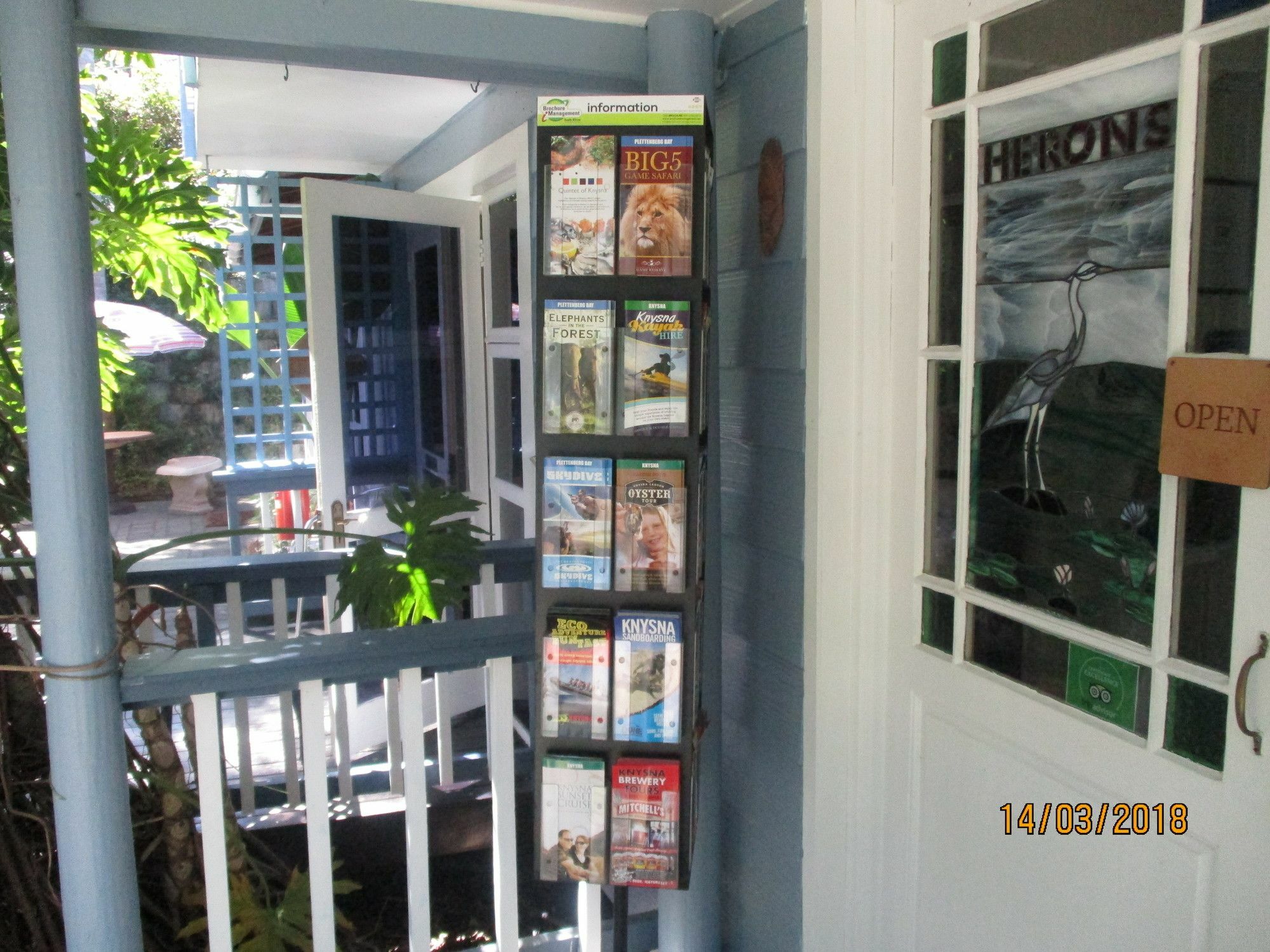Knysna Herons Guest House Buitenkant foto